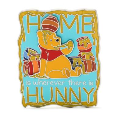 Disney Store Winnie the Pooh Honey Pot Pin