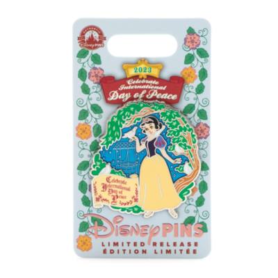 Schneewittchen - Weltfriedenstag - Anstecknadel in limitierter Edition