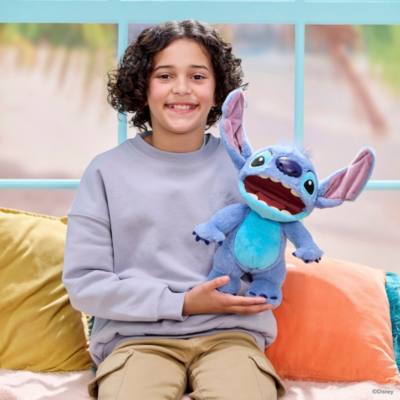 Wow! Stuff Disney Chatty Stitch Deluxe Puppetronic, Lilo & Stitch