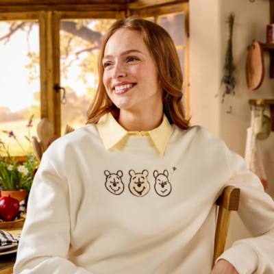 Winnie The Pooh Bee Ladies' Sweatshirt