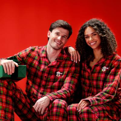 Minnie Mouse Festive Plaid Ladies&rsquo; Pyjamas