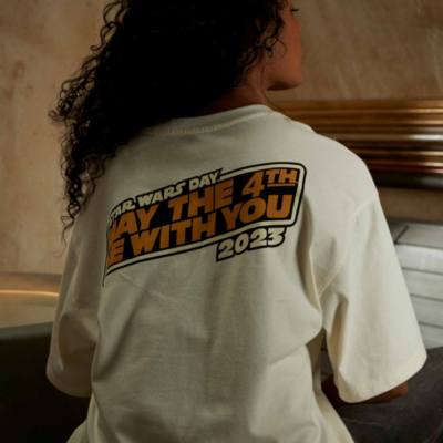 Disney Store - Star Wars Day - May the 4th 2023 - Getr&auml;nke aus der Cantina - T-Shirt f&uuml;r Erwachsene