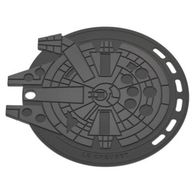 Le Creuset Millennium Falcon Cool Tool Trivet, Star Wars