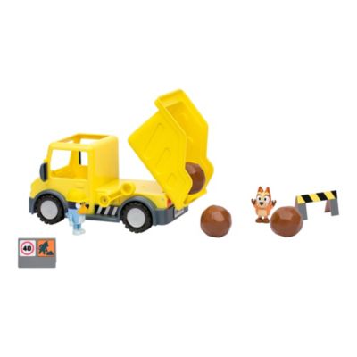 Moose Toys Bluey's Dump Truck With Exclusive Hard-Hat Bluey and Muddy Bingo Figures