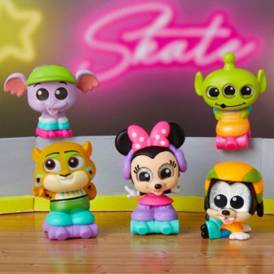 Just Play Disney Doorables Let's Party Multi Peek Collectible Figure Set