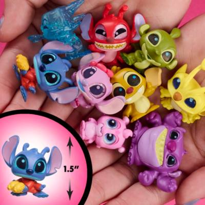 Just Play Stitch Experiments Doorables Collection Peek Set, Lilo & Stitch