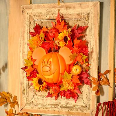 Background image of Devilishly-Good D&eacute;cor