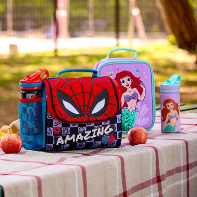 Background image of Vespertasche