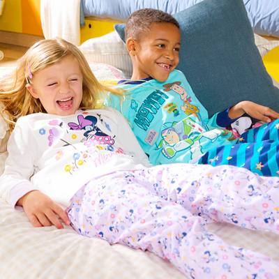 Imagen de fondo de Moda Infantil