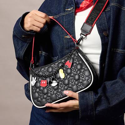 Background image of Accessories & Bags