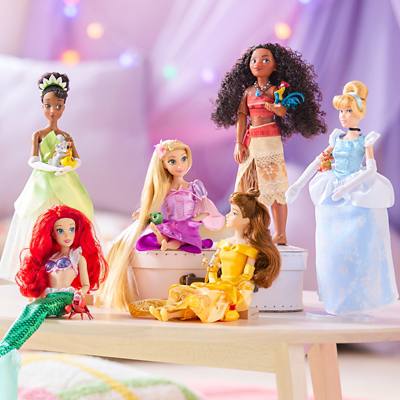 Background image of Classic Dolls