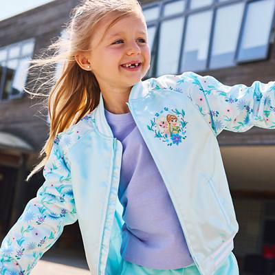 Background image of Girls' Clothing