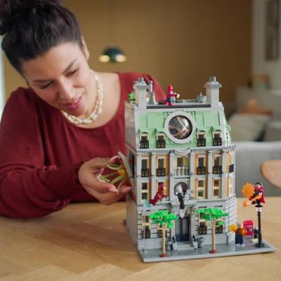 Reproducir v&iacute;deo de LEGO Marvel Sanctum Sanctorum (set&nbsp;76218)