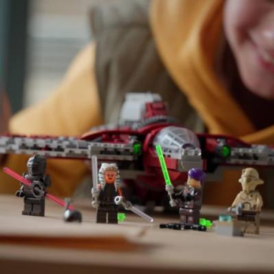 Play LEGO Star Wars Ahsoka Tano's T-6 Jedi Shuttle Set 75362 Video