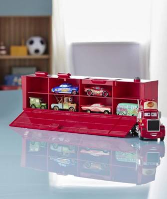 Reproducir v&iacute;deo de Set juego Mack Hauler, Disney Pixar Cars