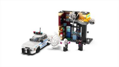 Play LEGO Marvel Spider-Verse: Miles Morales vs. The Spot Set 76311 Video