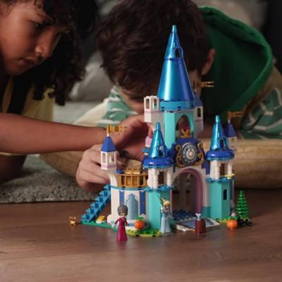 Play LEGO Disney Princess Cinderella and Prince Charming's Castle 43206 Video