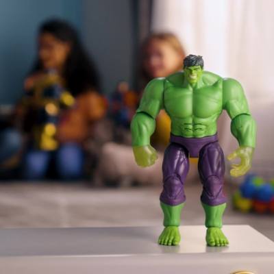 Reproducir v&iacute;deo de Figura acci&oacute;n parlante Hulk, Power Icons